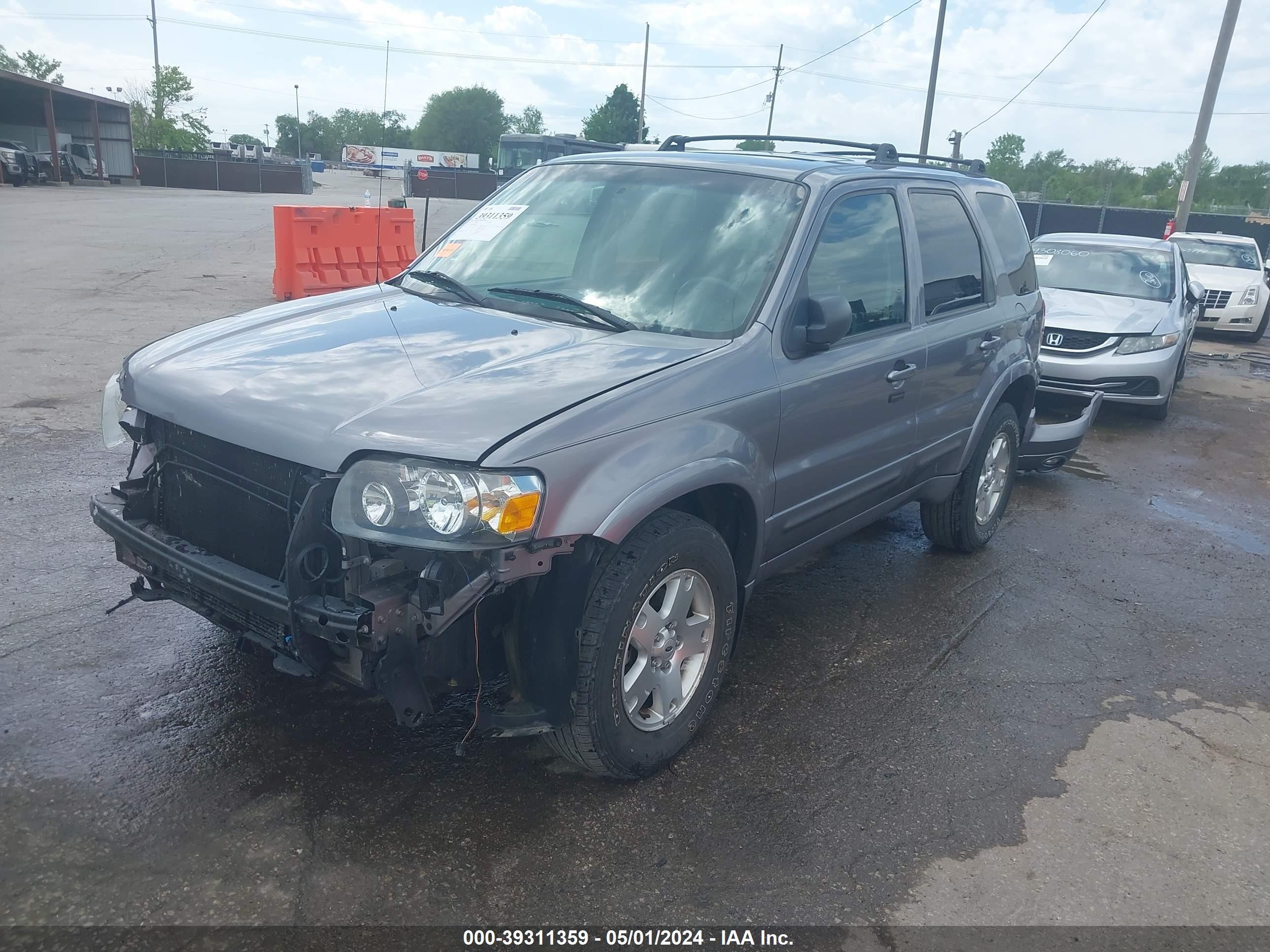 Photo 1 VIN: 1FMCU94197KB88567 - FORD ESCAPE 