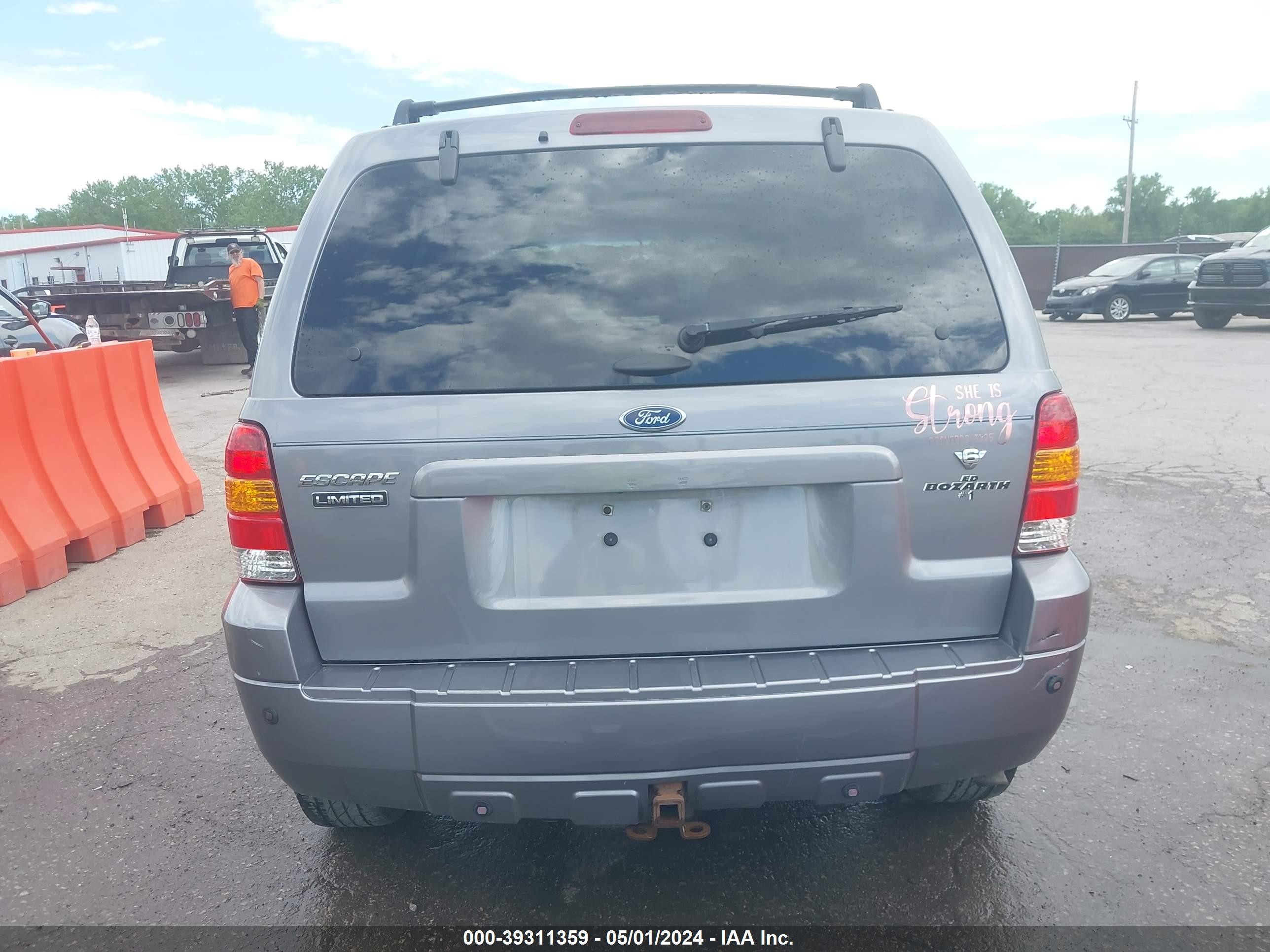 Photo 16 VIN: 1FMCU94197KB88567 - FORD ESCAPE 