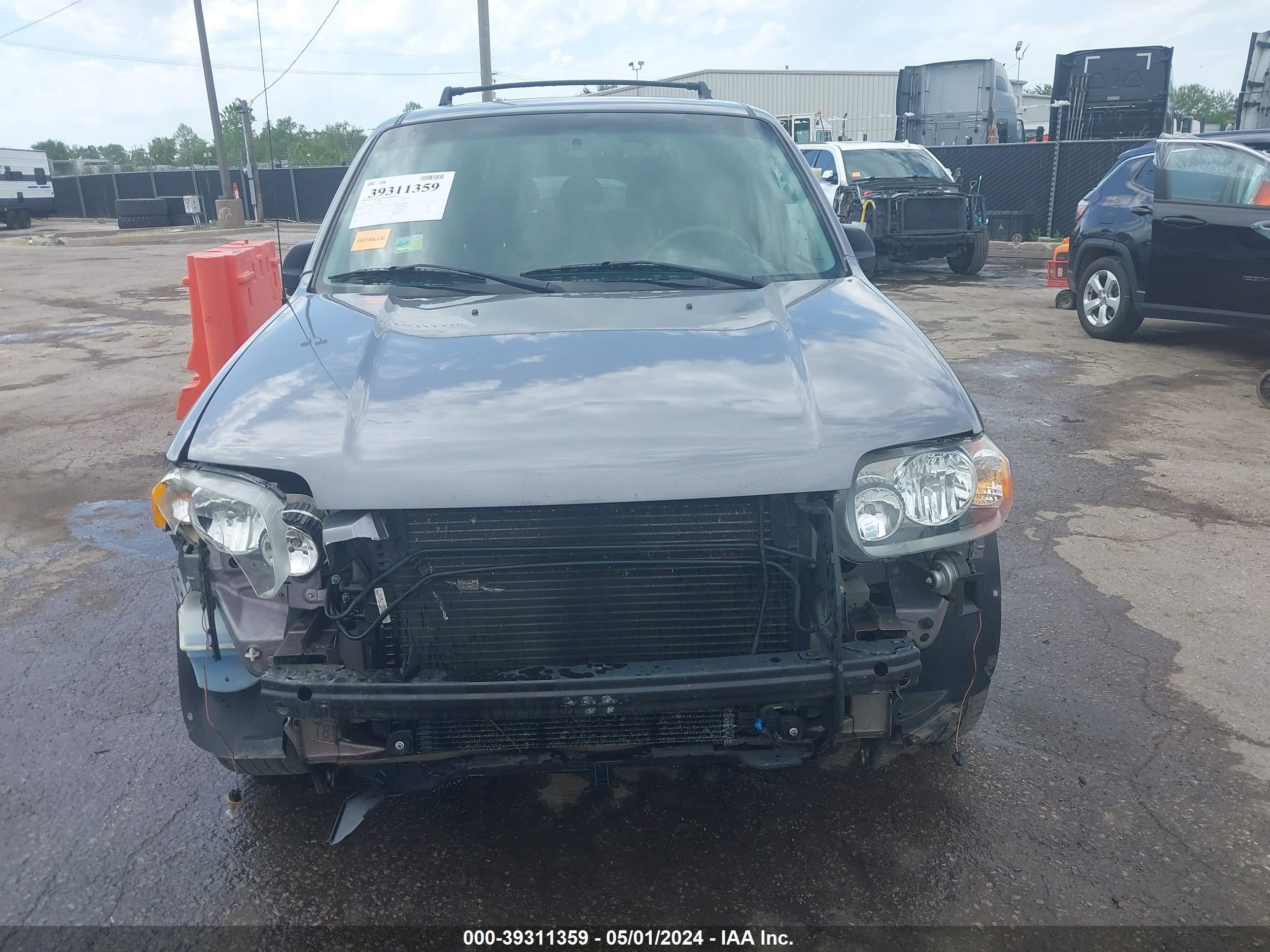 Photo 5 VIN: 1FMCU94197KB88567 - FORD ESCAPE 