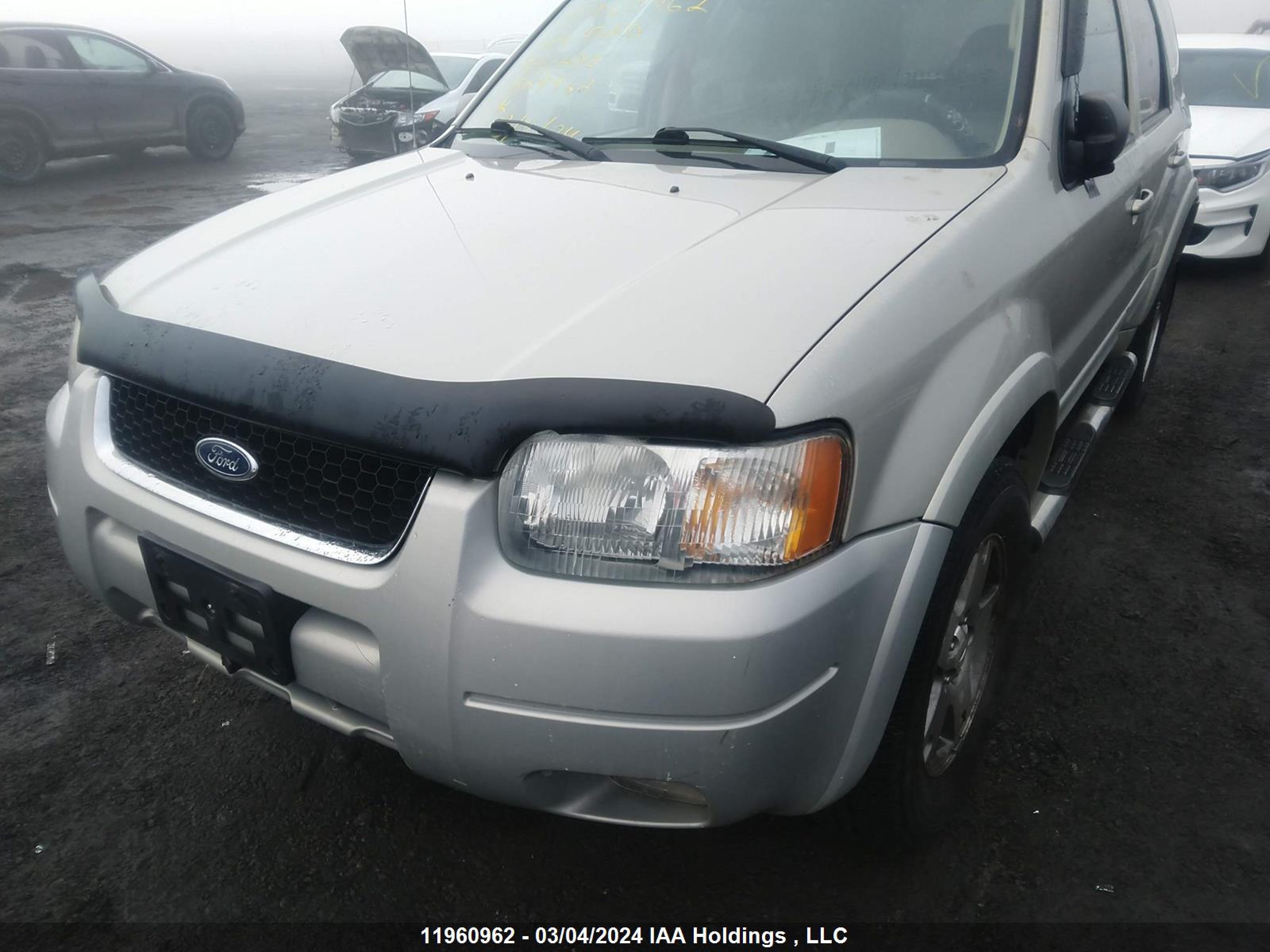 Photo 5 VIN: 1FMCU941X4KB04462 - FORD ESCAPE 