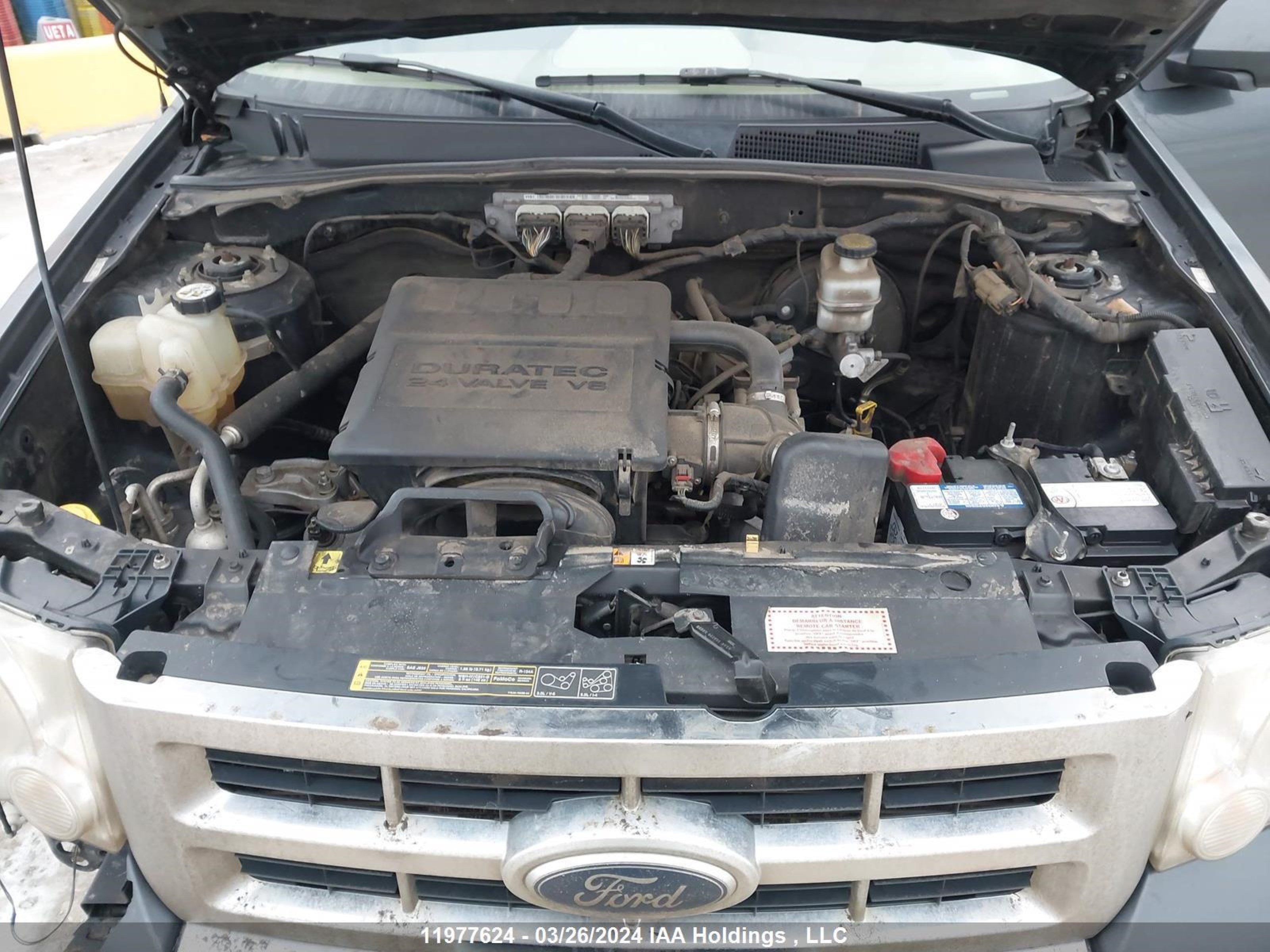 Photo 9 VIN: 1FMCU94G59KB39051 - FORD ESCAPE 