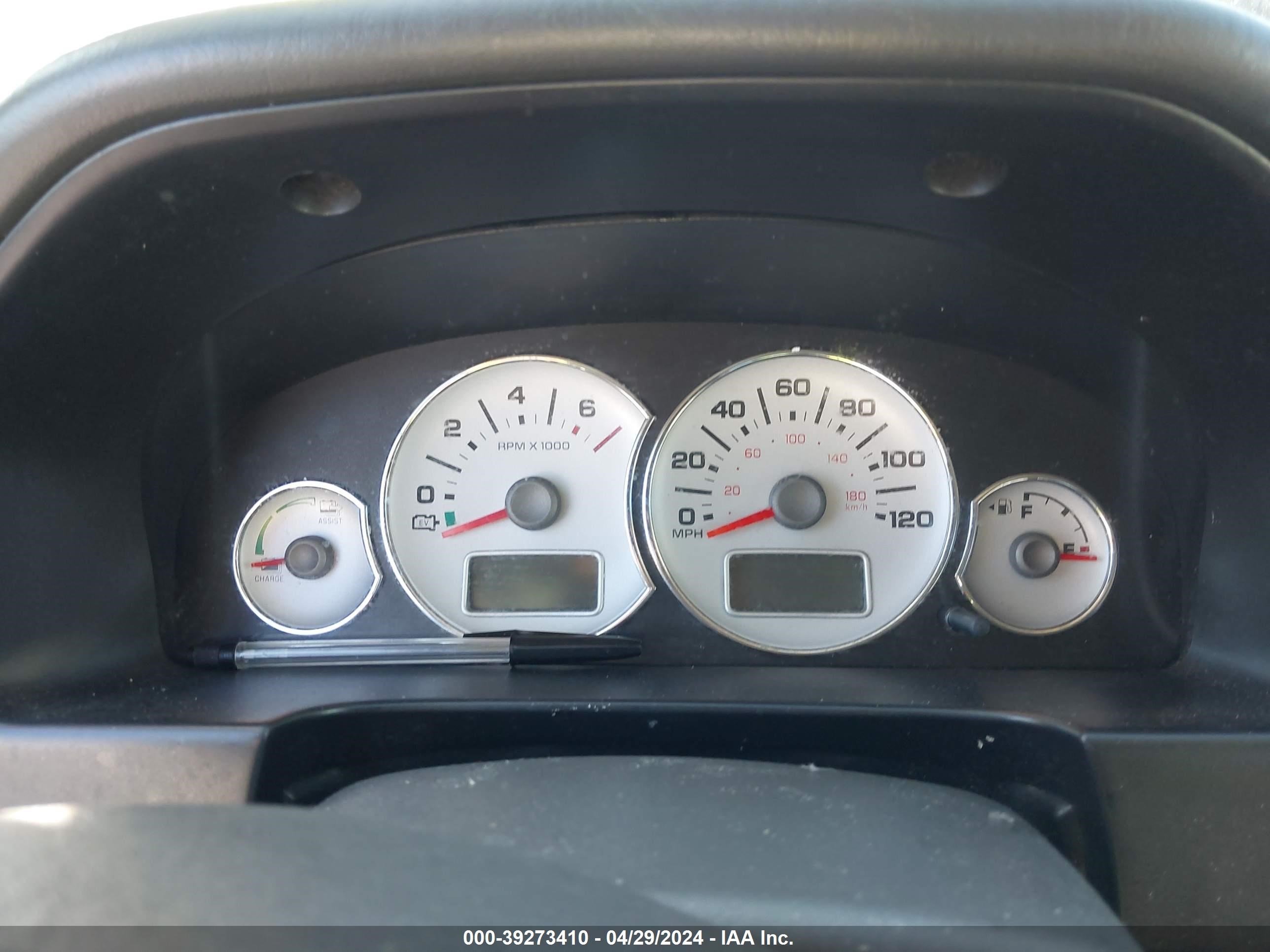 Photo 6 VIN: 1FMCU95H55KC07236 - FORD ESCAPE 