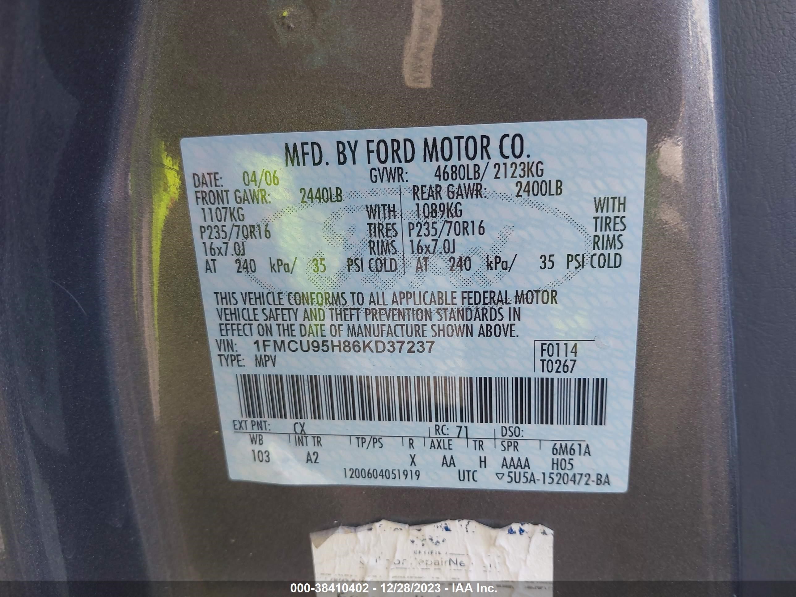 Photo 8 VIN: 1FMCU95H86KD37237 - FORD ESCAPE 