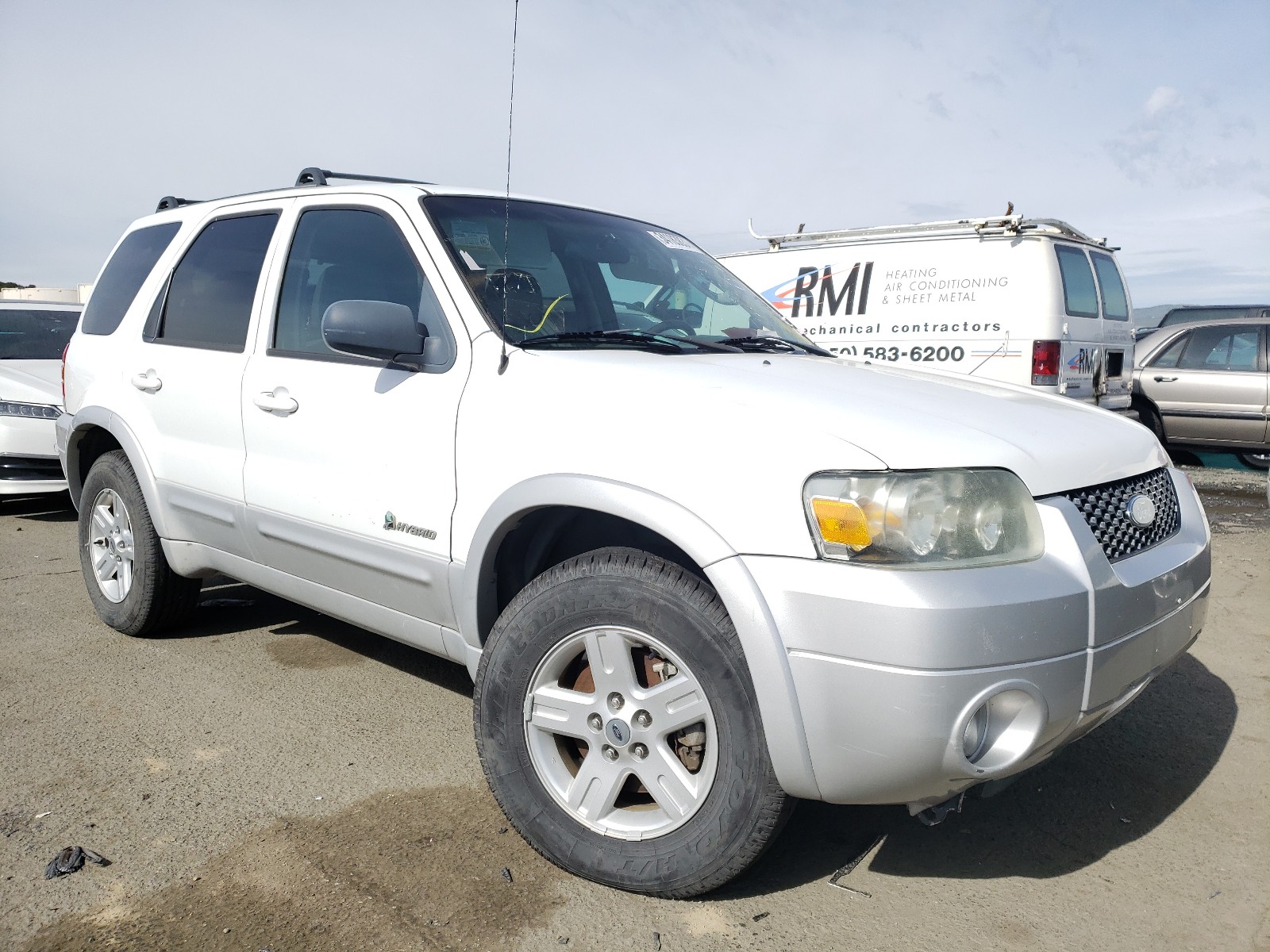 Photo 8 VIN: 1FMCU96H05KD30151 - FORD ESCAPE HEV 