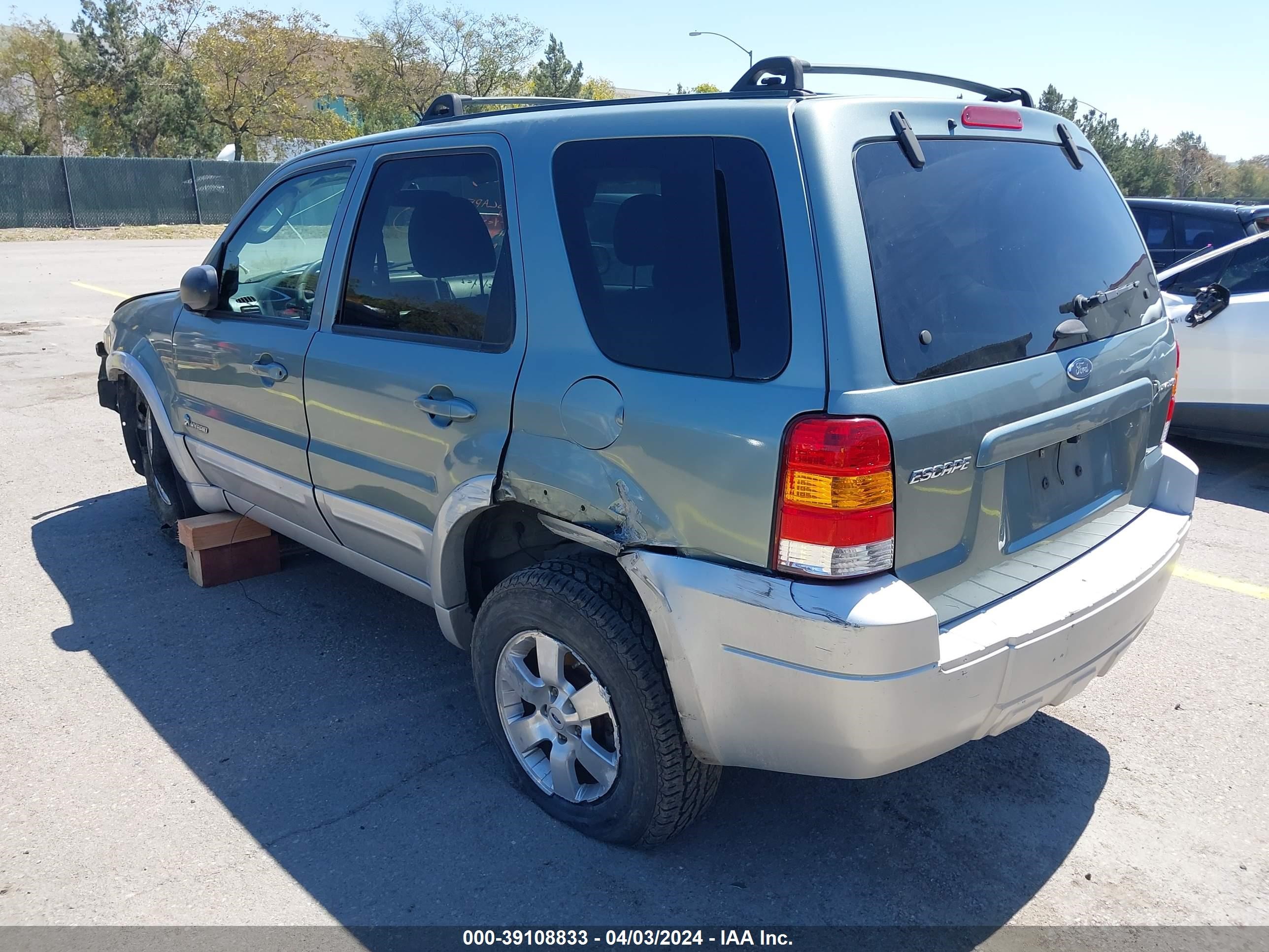 Photo 11 VIN: 1FMCU96H26KA43136 - FORD ESCAPE 