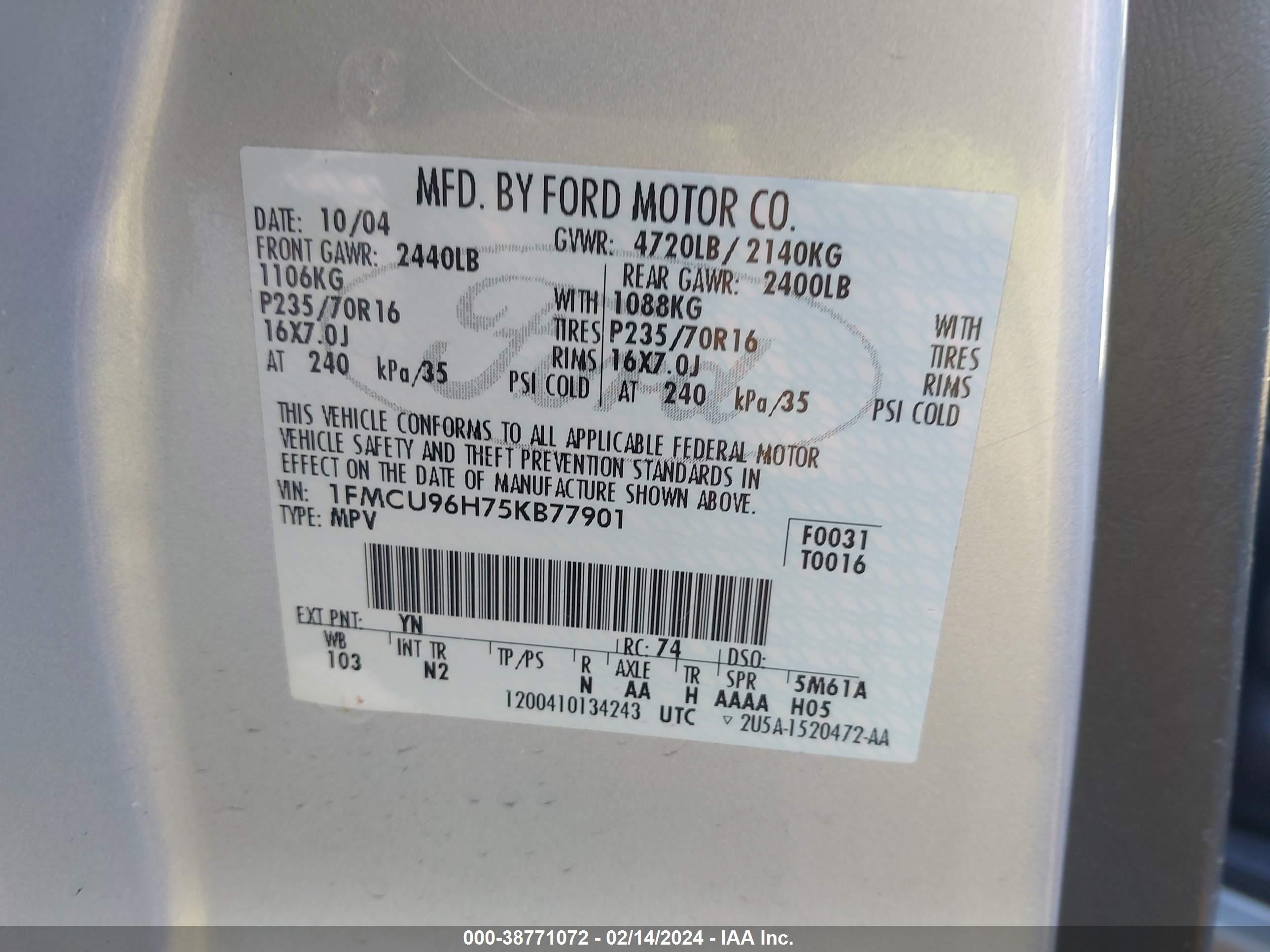 Photo 8 VIN: 1FMCU96H75KB77901 - FORD ESCAPE 