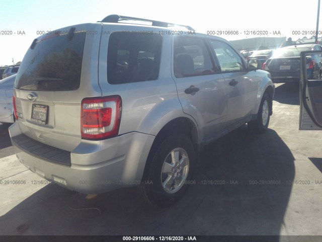 Photo 3 VIN: 1FMCU9C70AKD28650 - FORD ESCAPE 