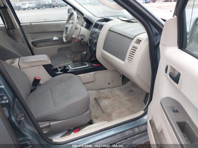 Photo 4 VIN: 1FMCU9C71CKC69711 - FORD ESCAPE 