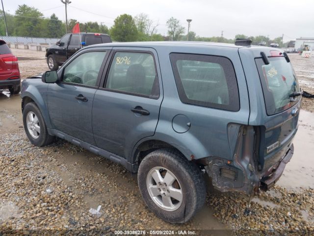 Photo 2 VIN: 1FMCU9C71CKC69711 - FORD ESCAPE 