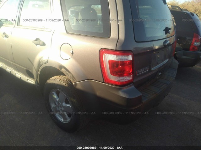 Photo 5 VIN: 1FMCU9C72AKA54156 - FORD ESCAPE 