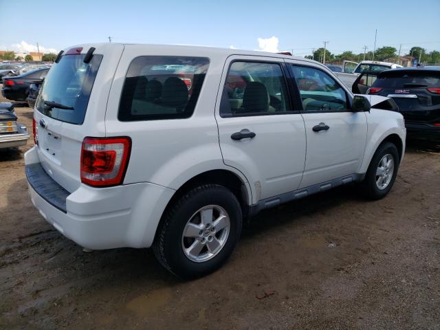 Photo 3 VIN: 1FMCU9C72CKC69782 - FORD ESCAPE XLS 