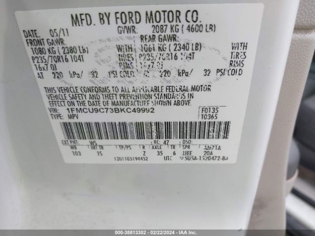 Photo 8 VIN: 1FMCU9C73BKC49992 - FORD ESCAPE 