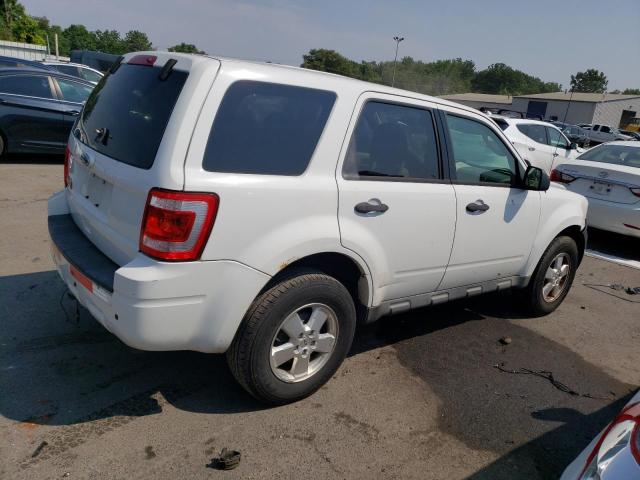 Photo 2 VIN: 1FMCU9C74BKA33794 - FORD ESCAPE XLS 