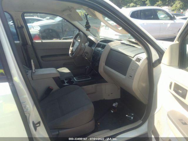 Photo 4 VIN: 1FMCU9C74CKA46692 - FORD ESCAPE 