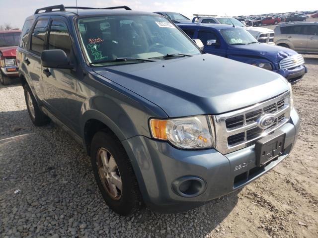 Photo 3 VIN: 1FMCU9C77AKA80705 - FORD ESCAPE XLS 