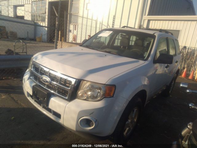 Photo 1 VIN: 1FMCU9C77AKB96065 - FORD ESCAPE 