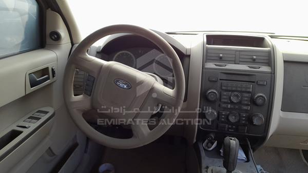 Photo 11 VIN: 1FMCU9C77CKC21761 - FORD ESCAPE 