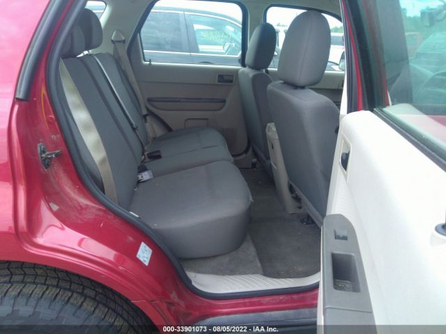 Photo 7 VIN: 1FMCU9C78BKB88008 - FORD ESCAPE 