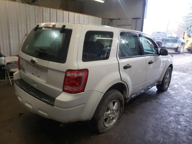 Photo 3 VIN: 1FMCU9C7XAKA88104 - FORD ESCAPE XLS 