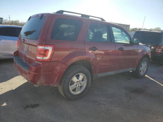 Photo 2 VIN: 1FMCU9D70AKB79588 - FORD ESCAPE 