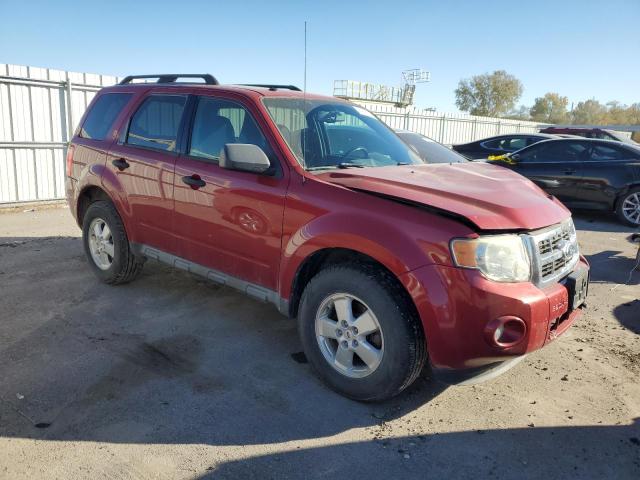 Photo 3 VIN: 1FMCU9D70AKB79588 - FORD ESCAPE 