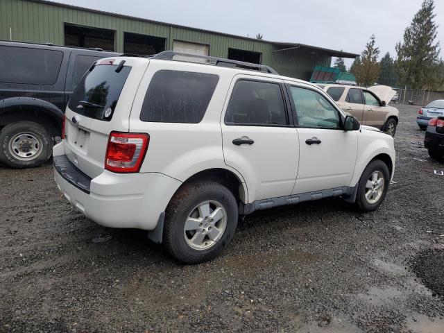 Photo 2 VIN: 1FMCU9D70BKB25757 - FORD ESCAPE XLT 