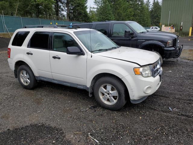 Photo 3 VIN: 1FMCU9D70BKB25757 - FORD ESCAPE XLT 