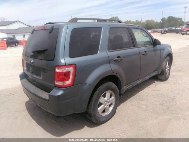 Photo 3 VIN: 1FMCU9D70BKB71475 - FORD ESCAPE 