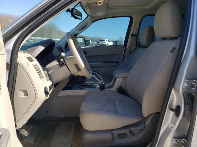 Photo 6 VIN: 1FMCU9D70BKC15992 - FORD ESCAPE 