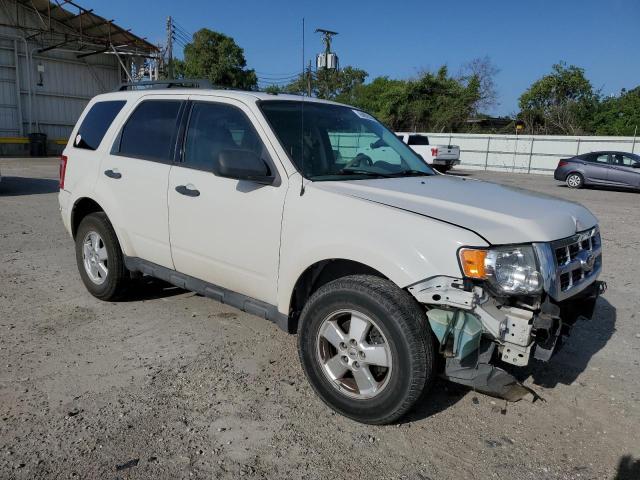 Photo 3 VIN: 1FMCU9D70CKA87383 - FORD ESCAPE XLT 