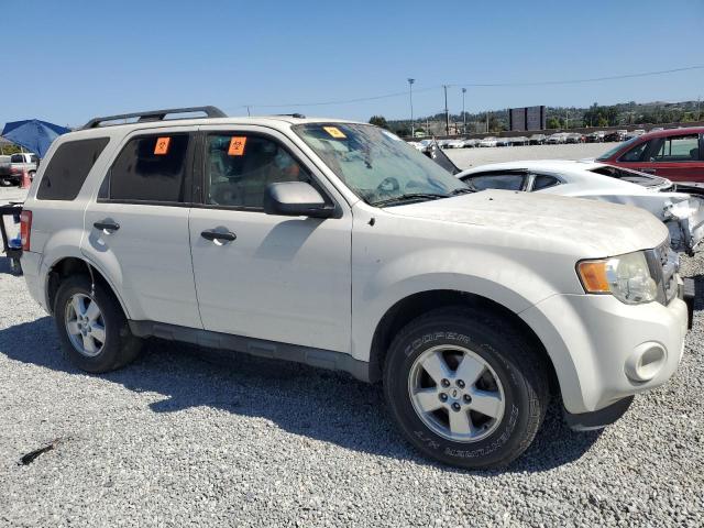 Photo 3 VIN: 1FMCU9D70CKB55374 - FORD ESCAPE 