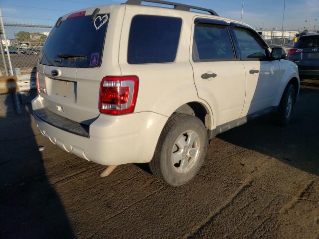 Photo 3 VIN: 1FMCU9D70CKB93090 - FORD ESCAPE XLT 