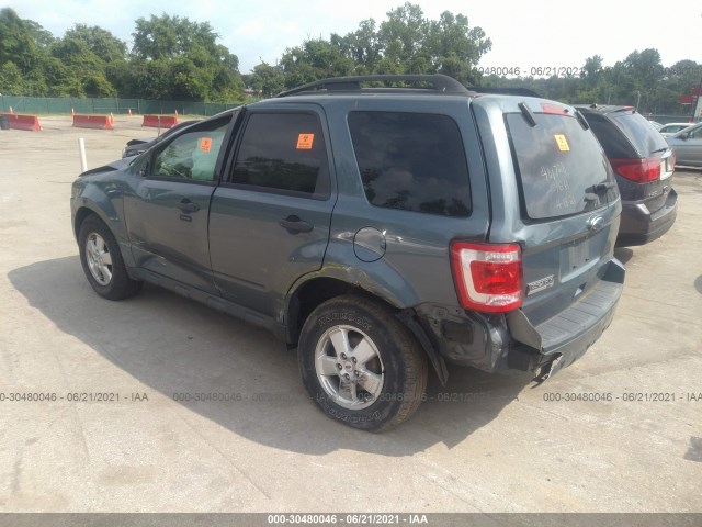 Photo 2 VIN: 1FMCU9D70CKC03679 - FORD ESCAPE 