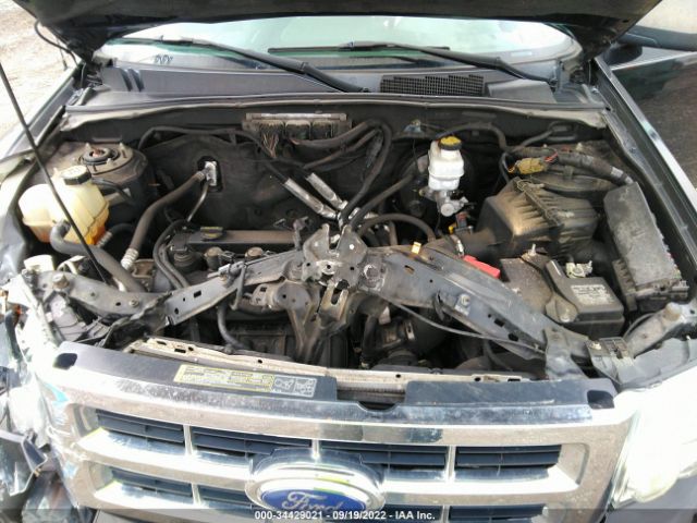 Photo 9 VIN: 1FMCU9D71AKA43146 - FORD ESCAPE 