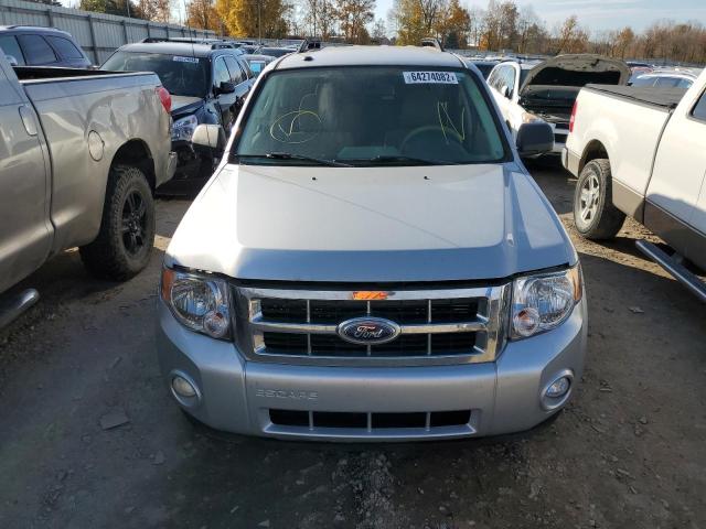 Photo 8 VIN: 1FMCU9D71AKC58994 - FORD ESCAPE XLT 