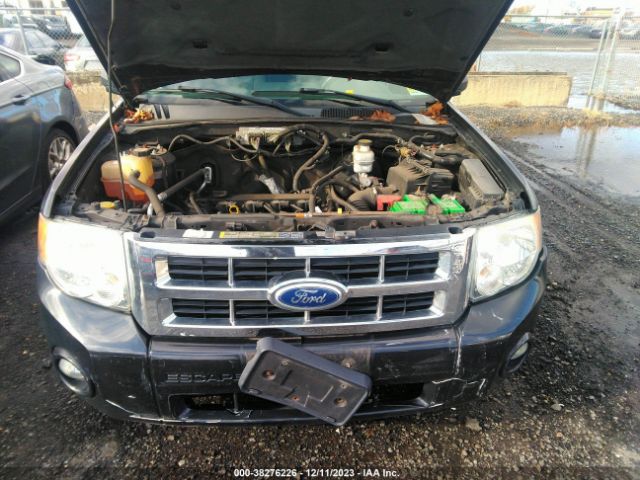 Photo 9 VIN: 1FMCU9D71BKA18880 - FORD ESCAPE 