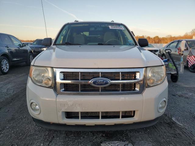 Photo 4 VIN: 1FMCU9D71BKB91914 - FORD ESCAPE XLT 