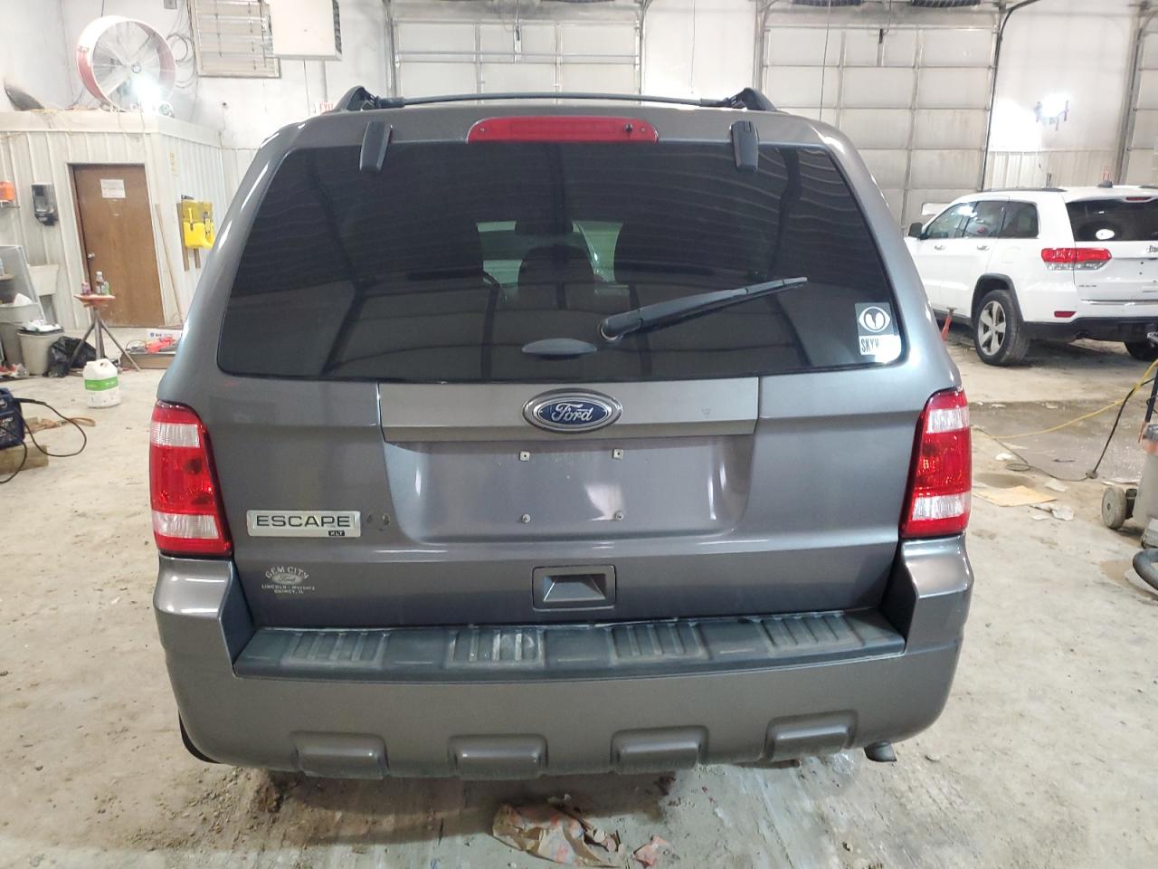 Photo 5 VIN: 1FMCU9D71BKC36611 - FORD ESCAPE 