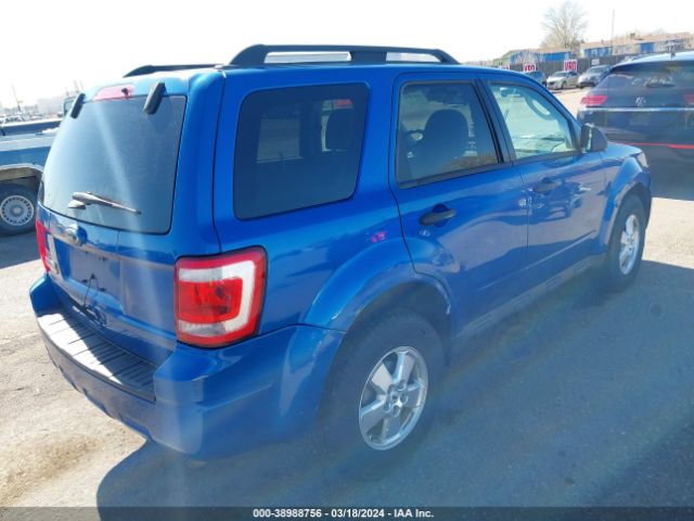 Photo 3 VIN: 1FMCU9D71CKB04028 - FORD ESCAPE 