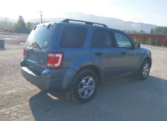 Photo 3 VIN: 1FMCU9D71CKB10766 - FORD ESCAPE 