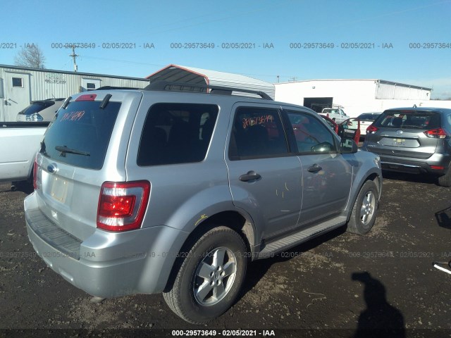 Photo 3 VIN: 1FMCU9D72AKA12892 - FORD ESCAPE 