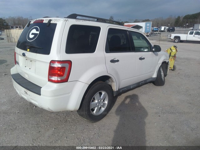 Photo 3 VIN: 1FMCU9D72AKA93070 - FORD ESCAPE 