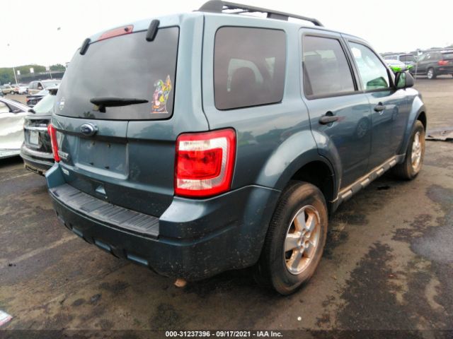 Photo 3 VIN: 1FMCU9D72AKB63358 - FORD ESCAPE 