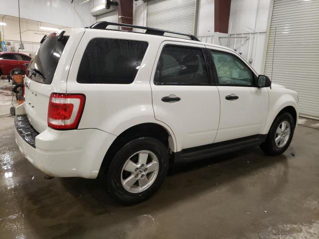 Photo 2 VIN: 1FMCU9D72AKC13207 - FORD ESCAPE 