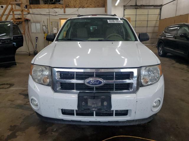 Photo 4 VIN: 1FMCU9D72AKC17306 - FORD ESCAPE XLT 