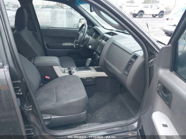 Photo 4 VIN: 1FMCU9D72BKB74524 - FORD ESCAPE 