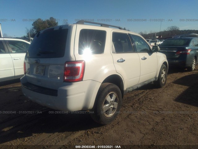 Photo 3 VIN: 1FMCU9D72BKC11815 - FORD ESCAPE 