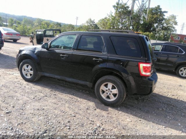 Photo 2 VIN: 1FMCU9D72CKA04648 - FORD ESCAPE 