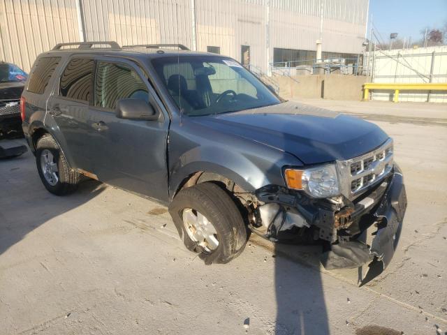 Photo 3 VIN: 1FMCU9D72CKB47504 - FORD ESCAPE 