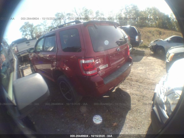 Photo 2 VIN: 1FMCU9D73AKB93078 - FORD ESCAPE 